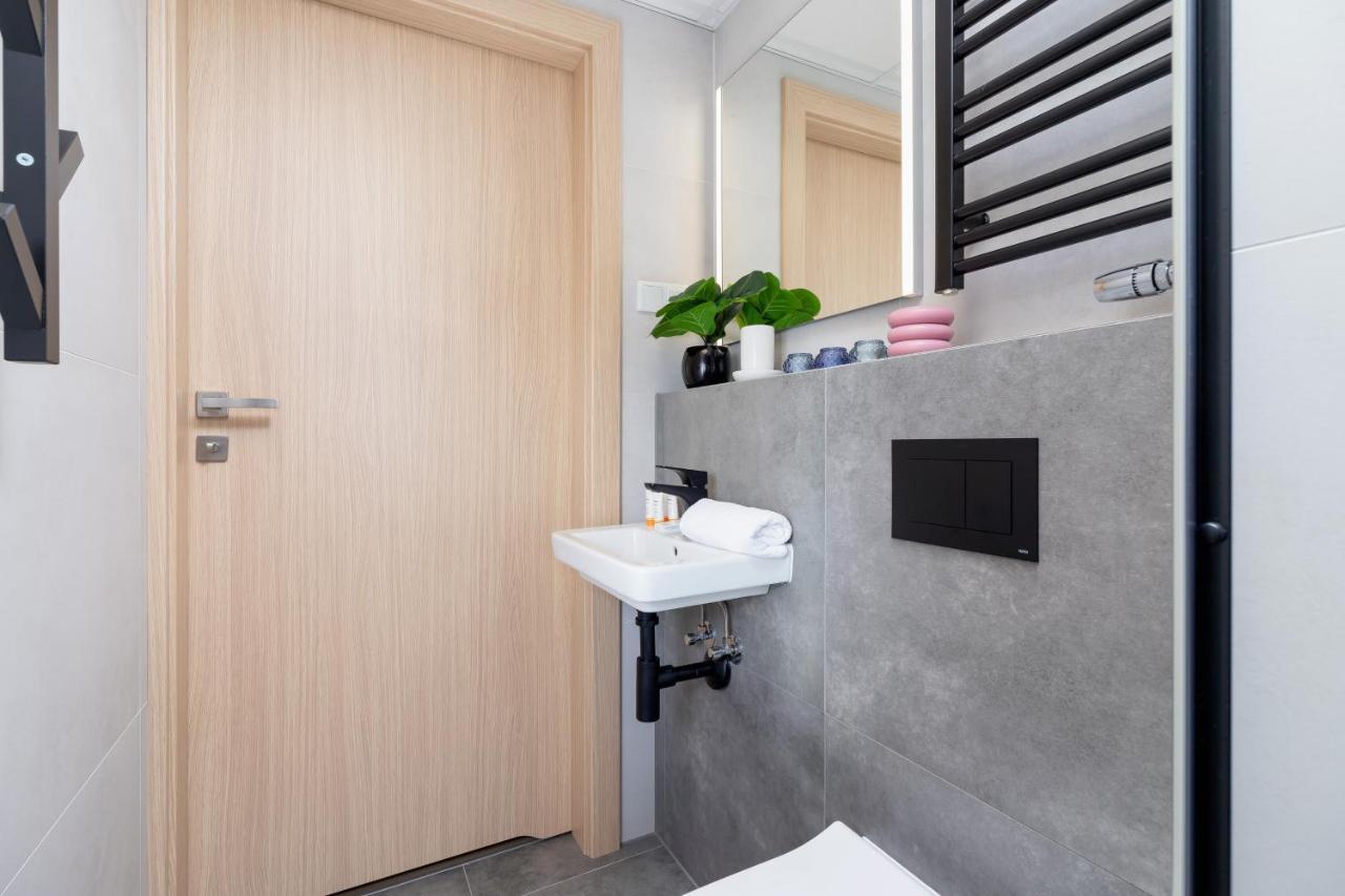 Modern Apartment Srodmiescie Krakow By Noclegi Renters Exteriér fotografie
